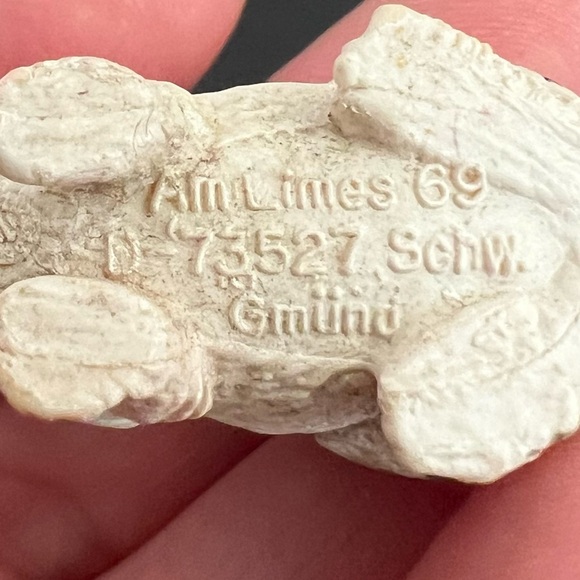 Schleich  Rabbit Bunny Black & White Sitting Figure - Picture 5 of 6